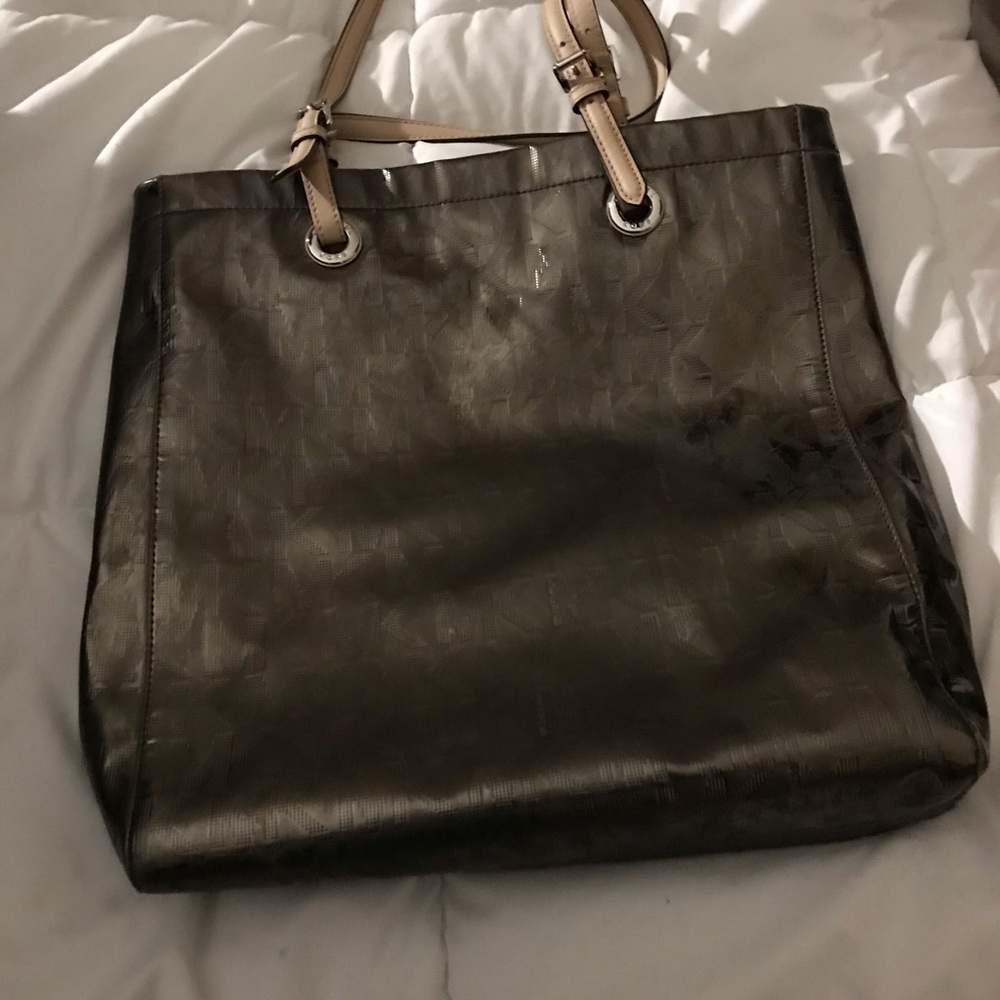 Michael Kors bag. Great for college.